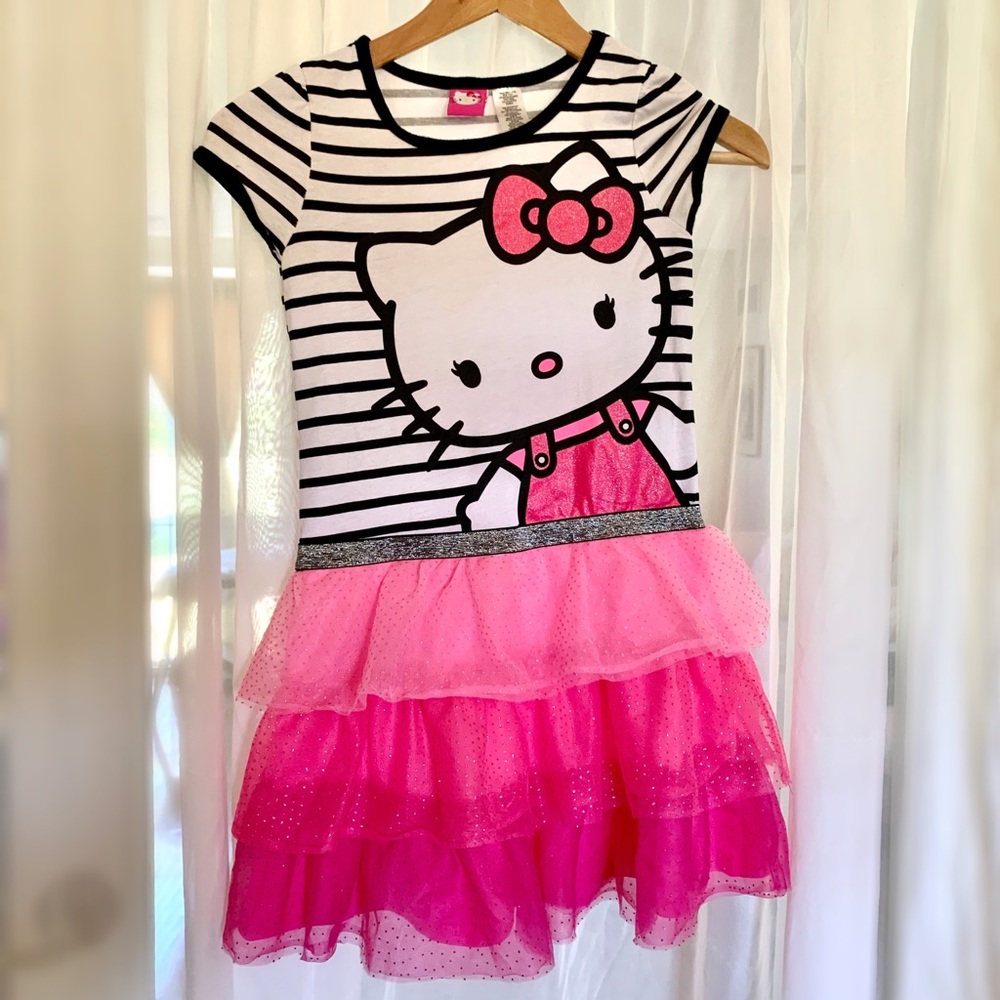 Hello Kitty T-Shirt & Tulle Dress